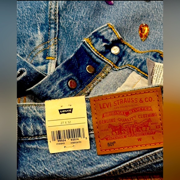 Hand Sewn on Embellished Levis Jeans. I Create Custom Orders Also - Picture 4 of 6